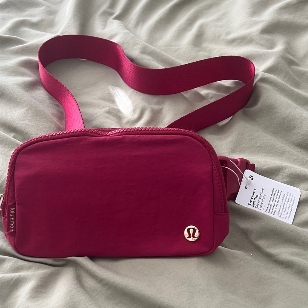 NWT Lululemon Fanny Pack